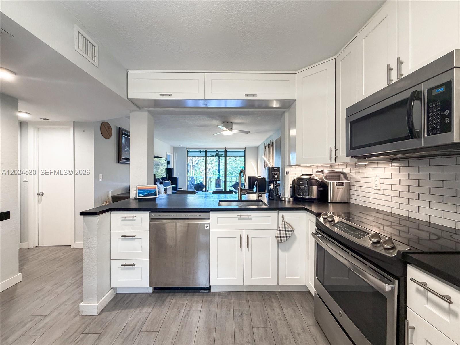 2900 NW 42nd Ave A207