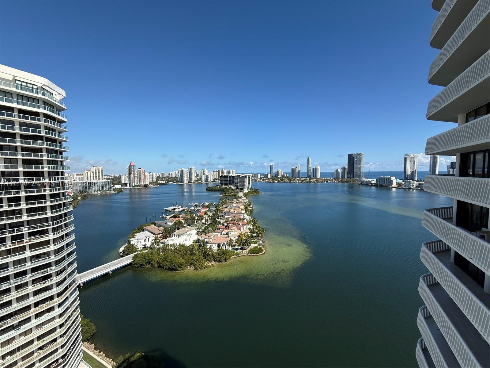 WILLIAMS ISLAND - Residential