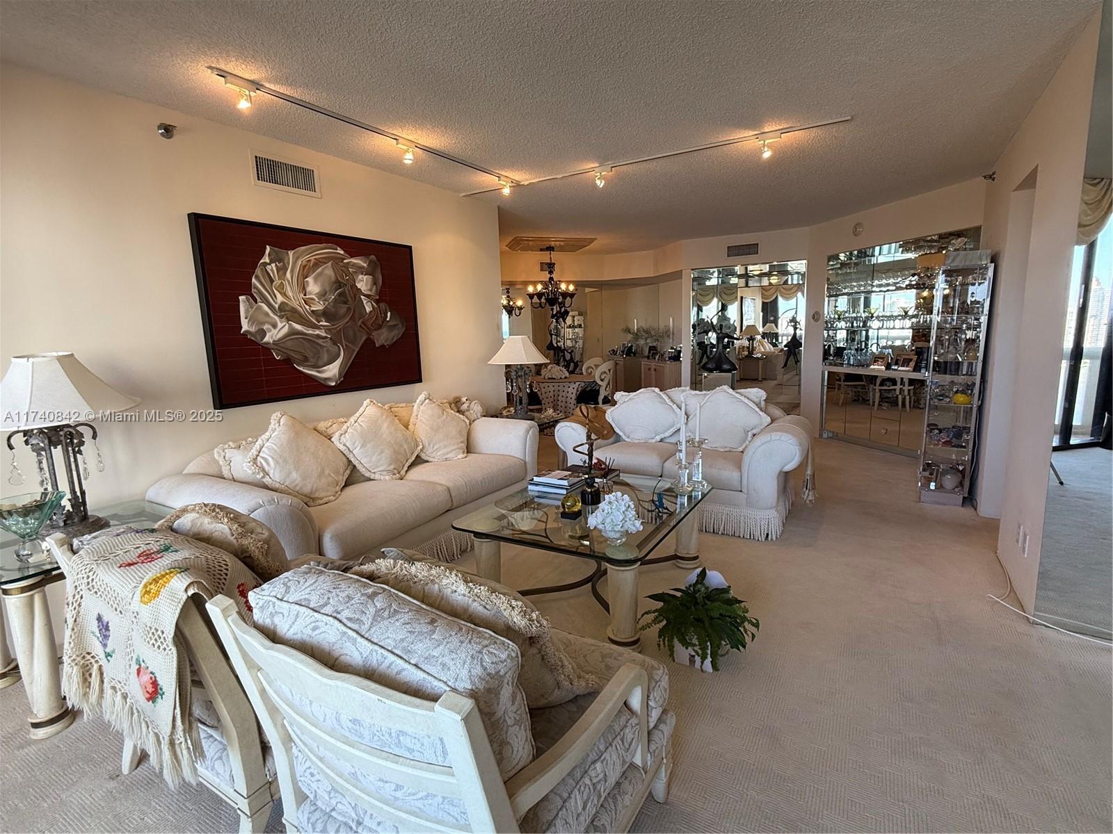 WILLIAMS ISLAND - Residential