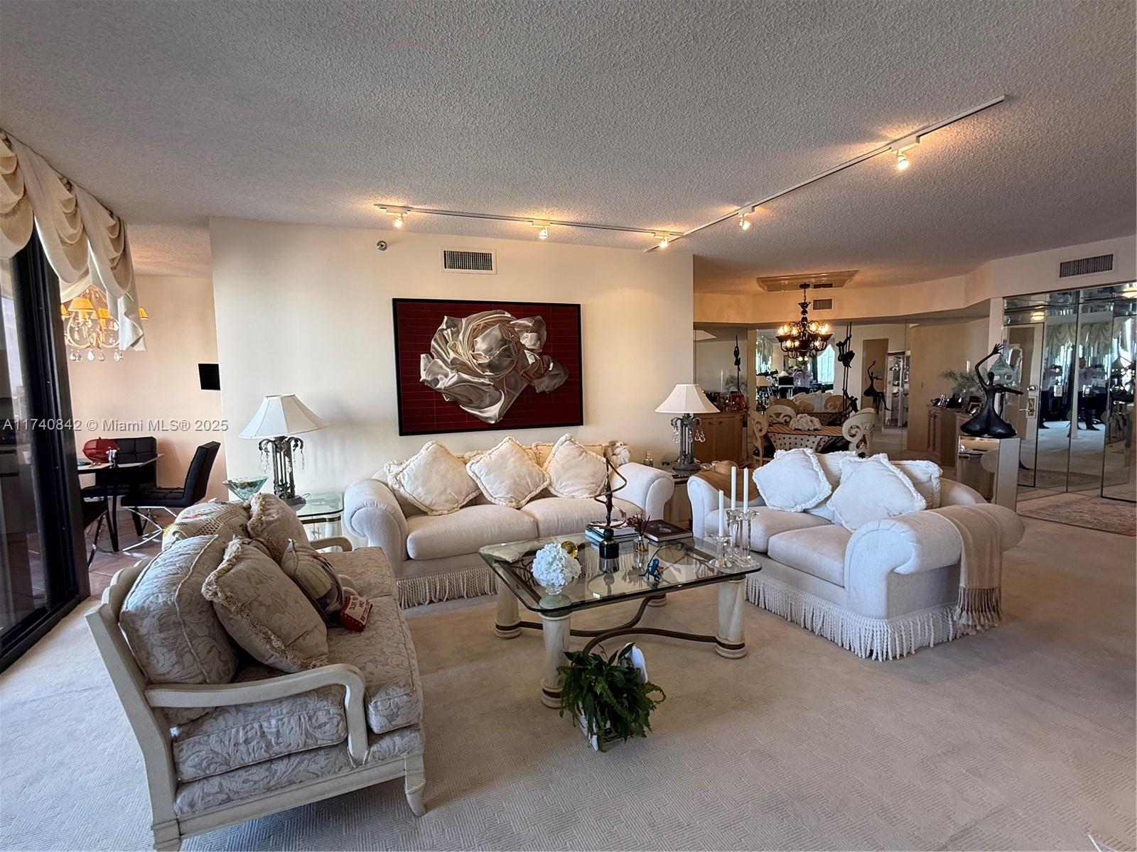 WILLIAMS ISLAND - Residential