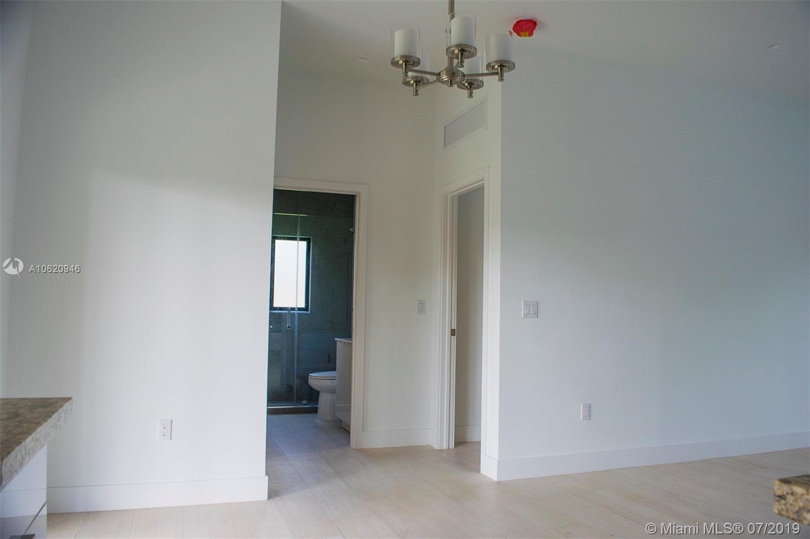 CORAL PARK ESTATES SEC 4 - Residential