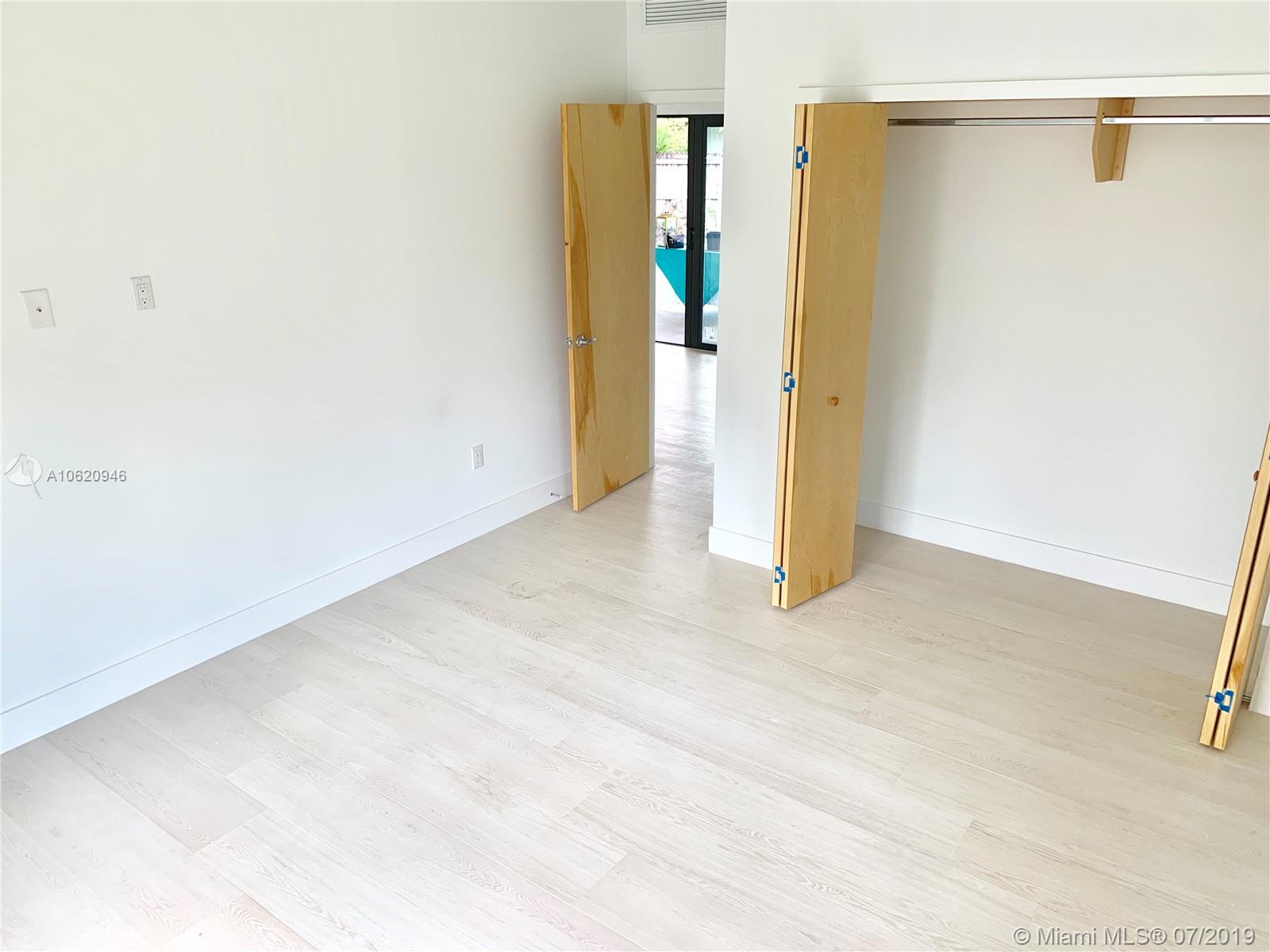 CORAL PARK ESTATES SEC 4 - Residential