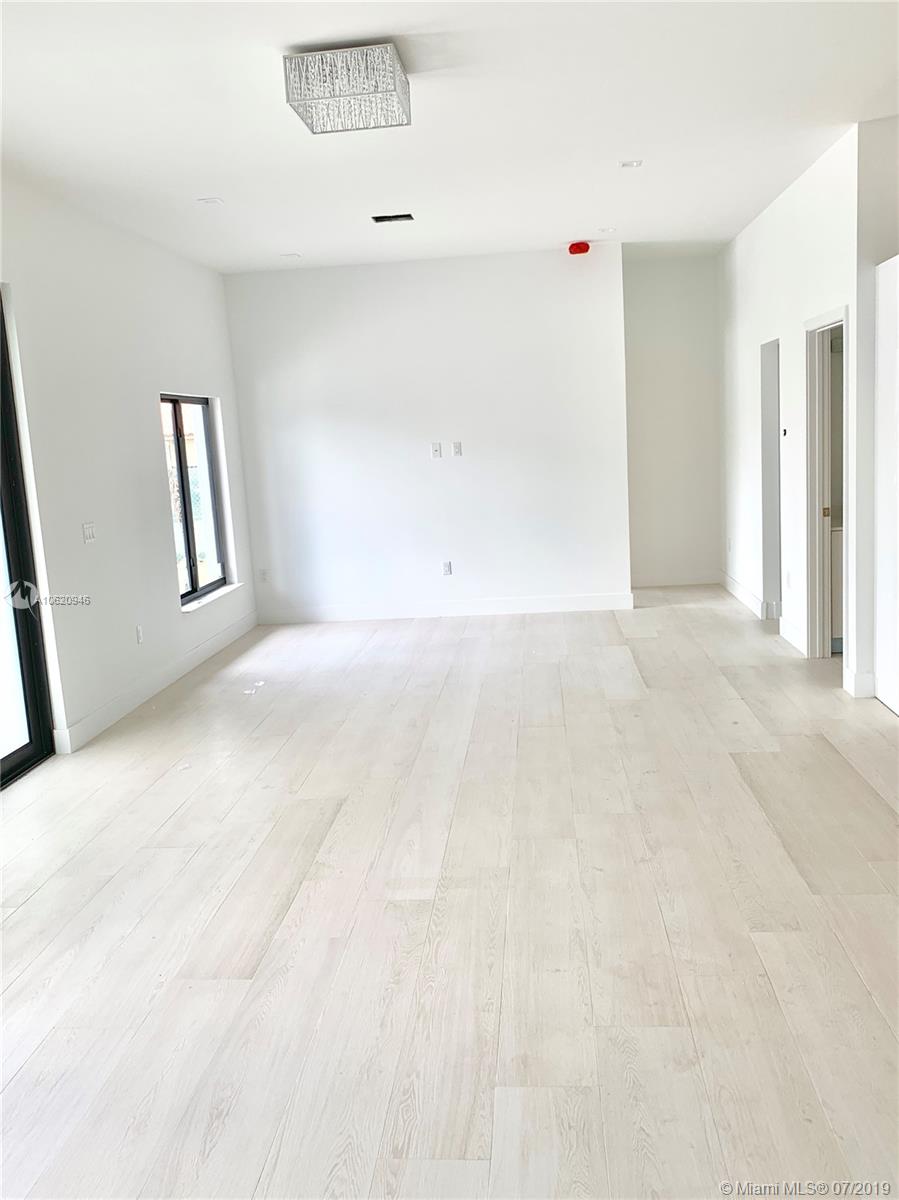 CORAL PARK ESTATES SEC 4 - Residential