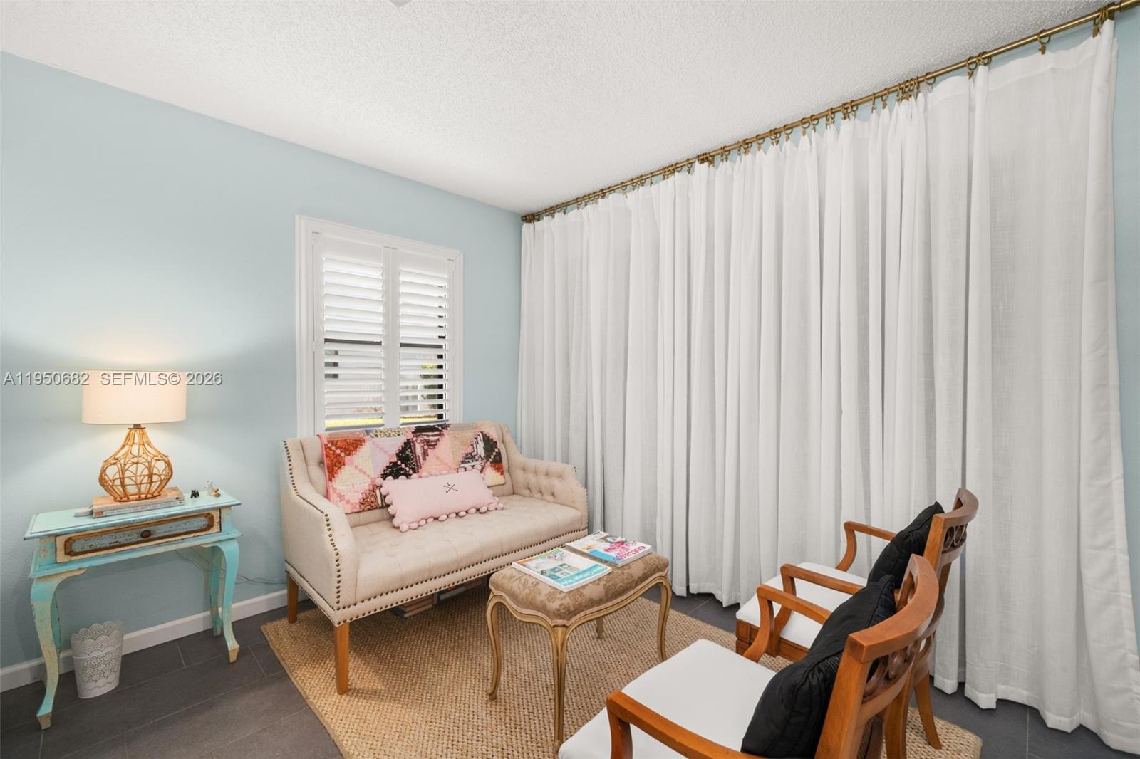 LAKE DAMON VILLAS SOUTH - Residential