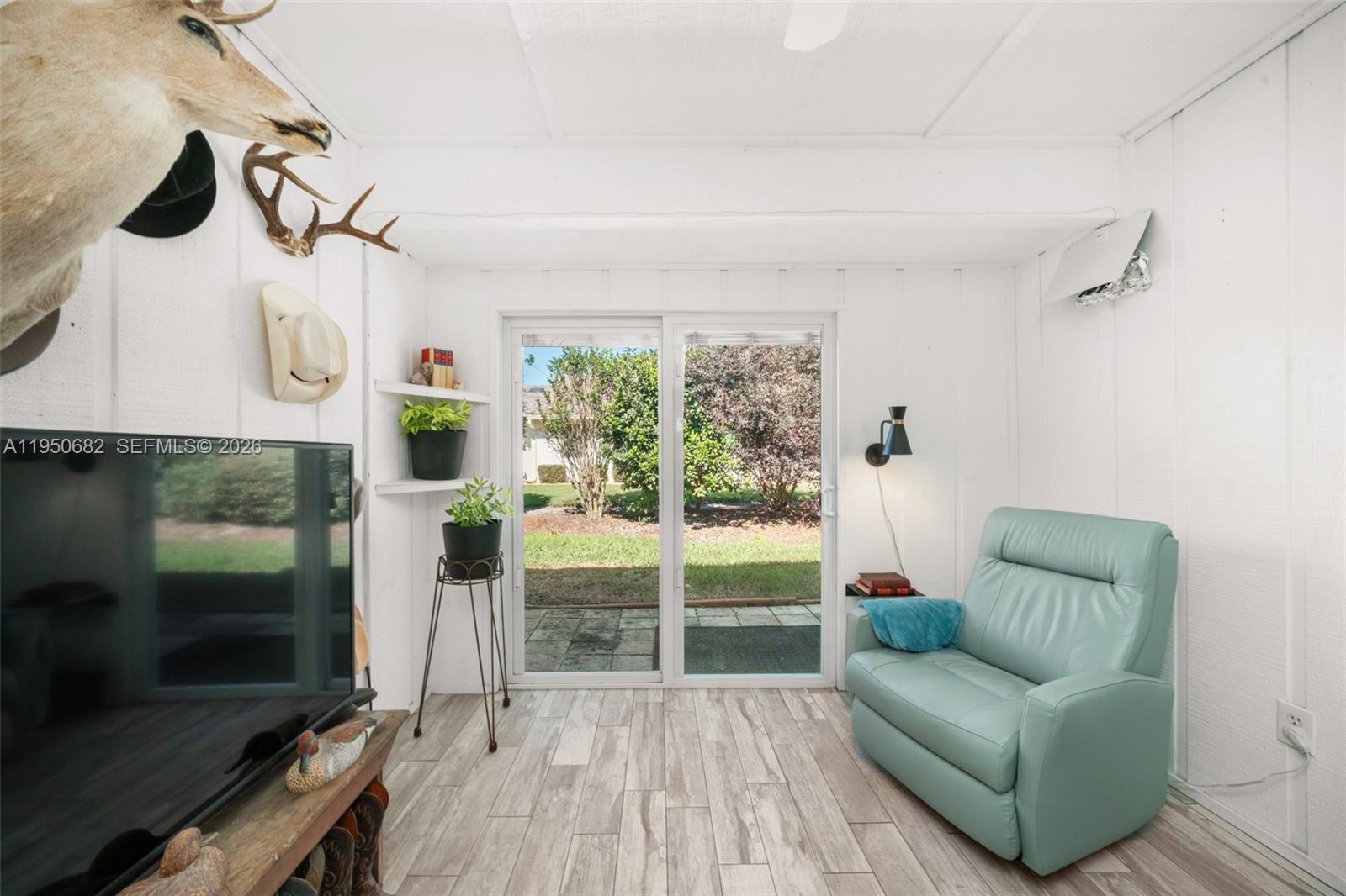 LAKE DAMON VILLAS SOUTH - Residential