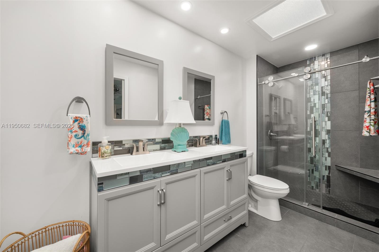 LAKE DAMON VILLAS SOUTH - Residential