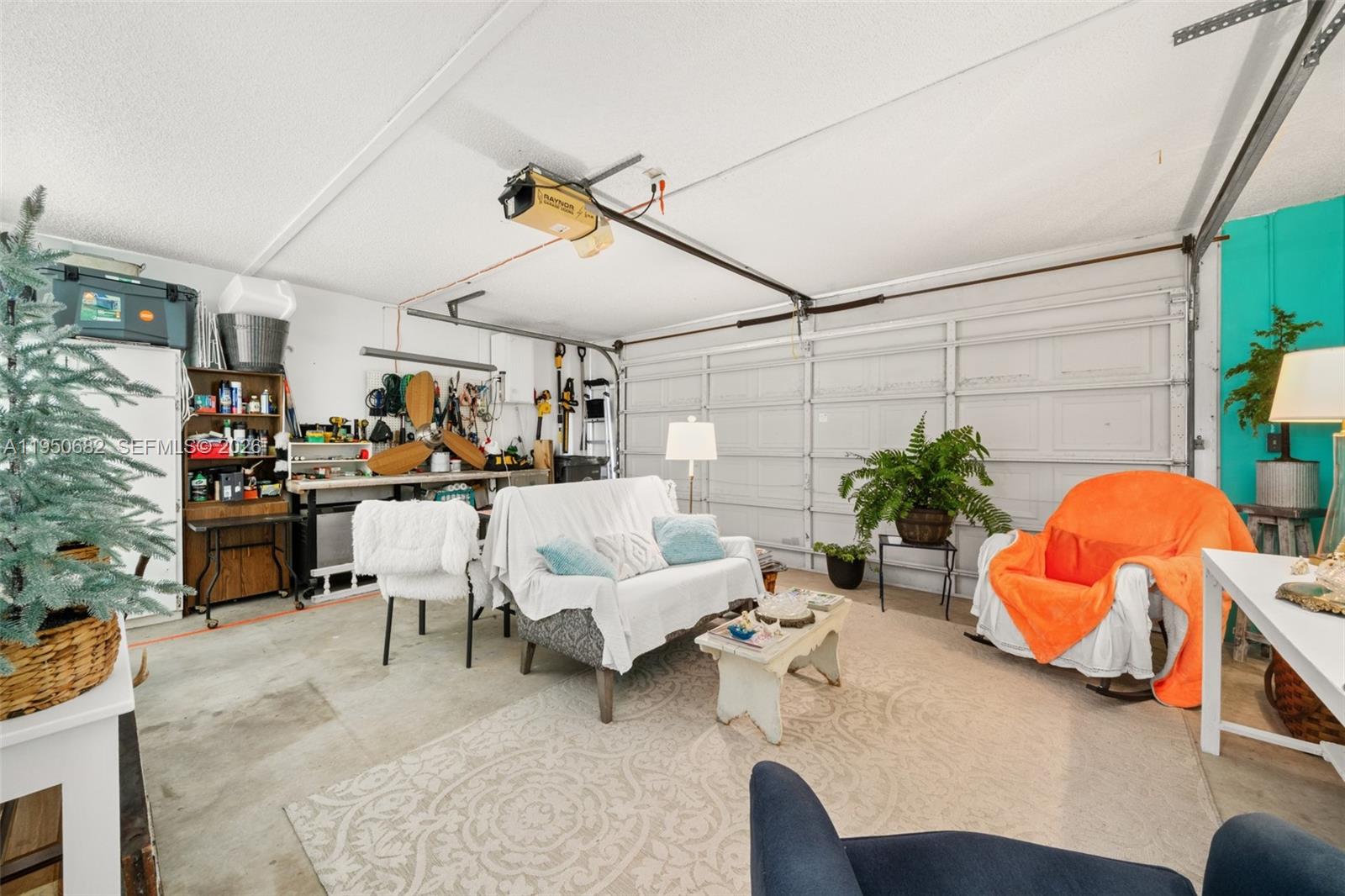 LAKE DAMON VILLAS SOUTH - Residential