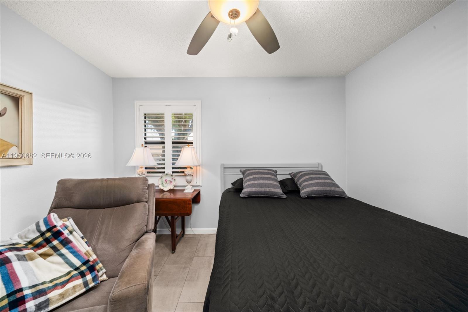 LAKE DAMON VILLAS SOUTH - Residential