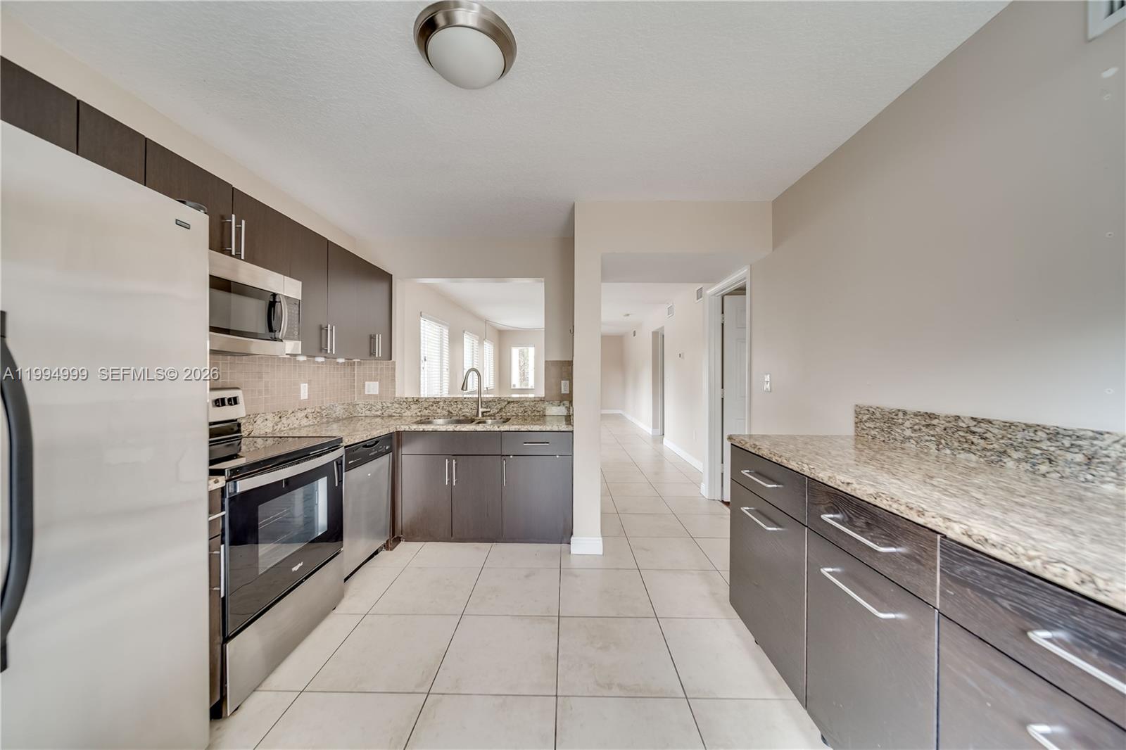 JASMINE LAKES II CONDO - Residential Lease
