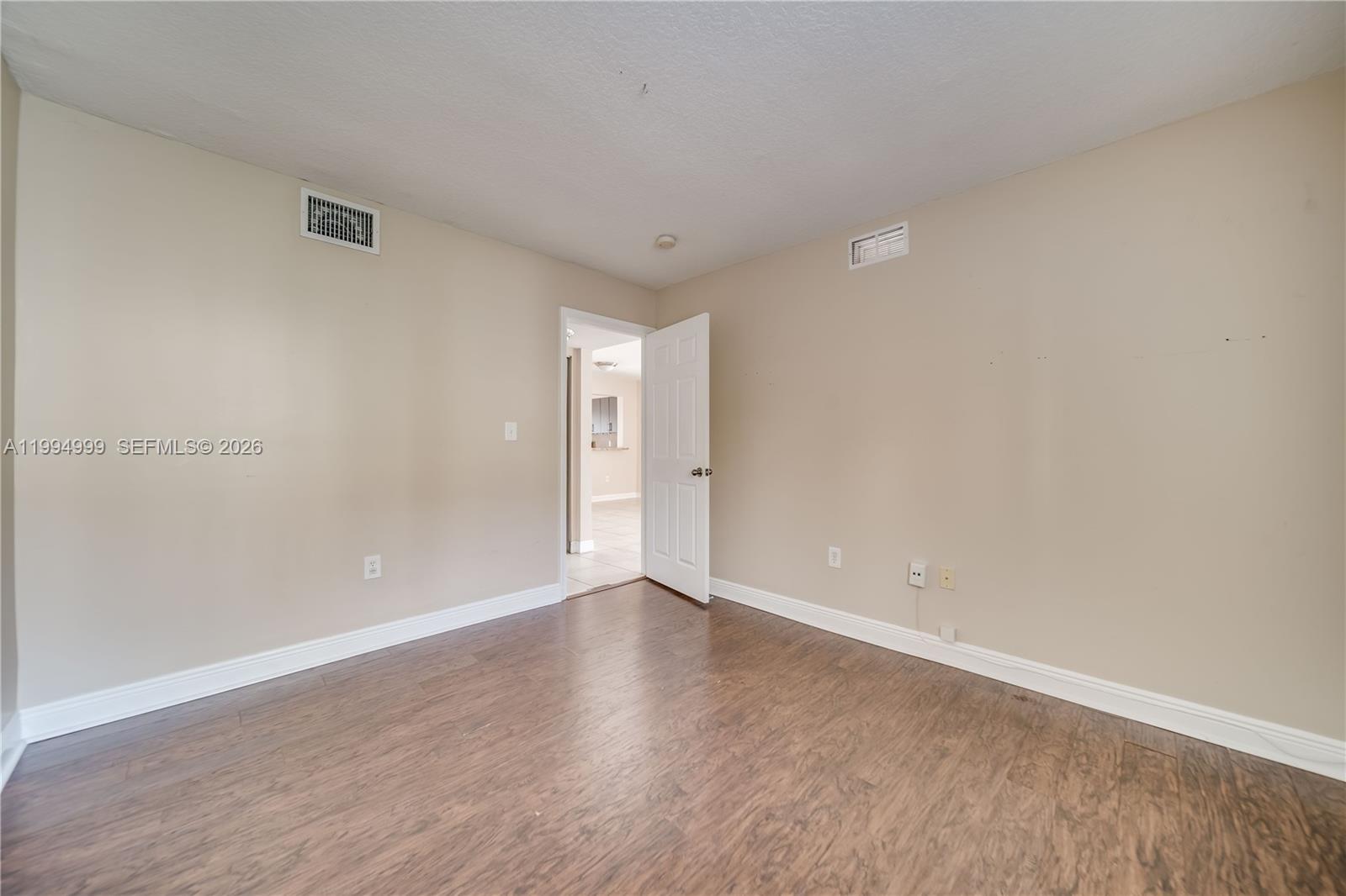 JASMINE LAKES II CONDO - Residential Lease