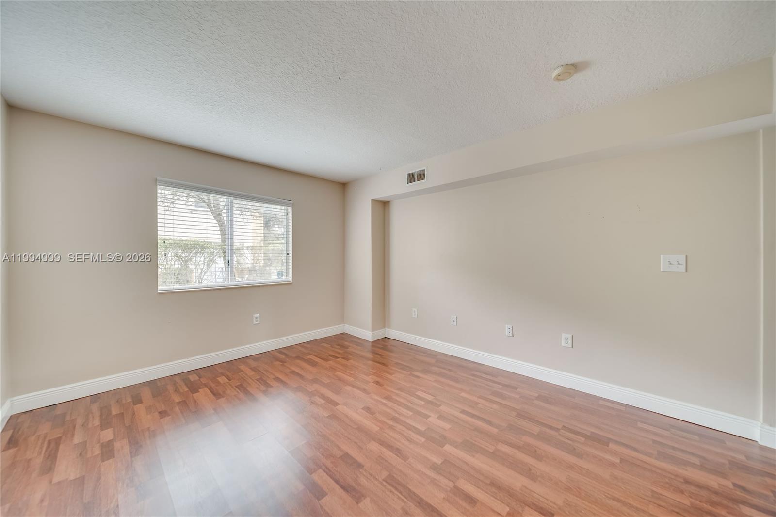 JASMINE LAKES II CONDO - Residential Lease