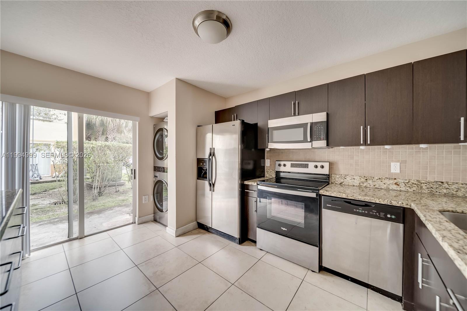 JASMINE LAKES II CONDO - Residential Lease
