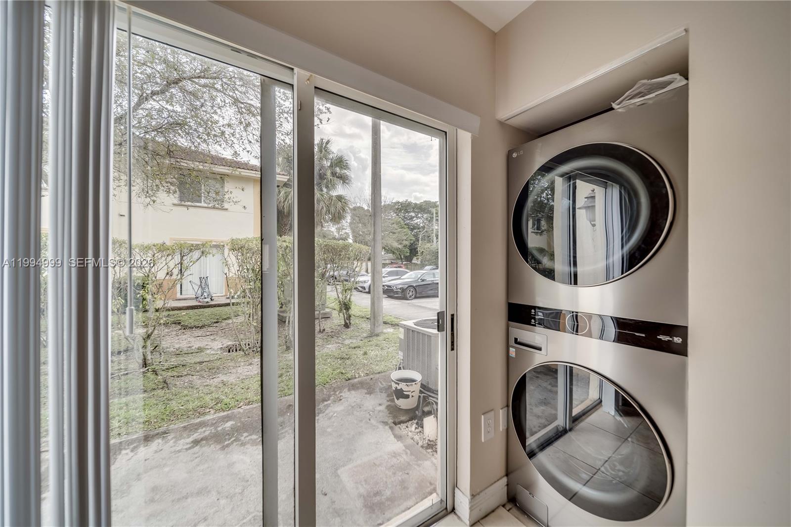 JASMINE LAKES II CONDO - Residential Lease