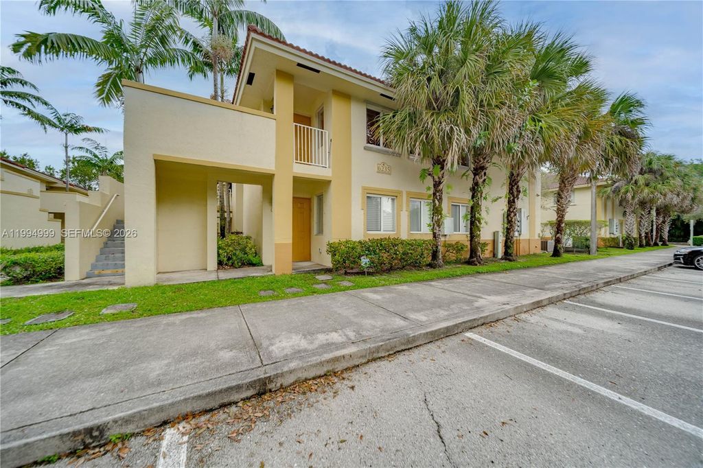 Photo of 6235 SW 47th Mnr #104, Davie, FL 33314 (MLS # A11994999)