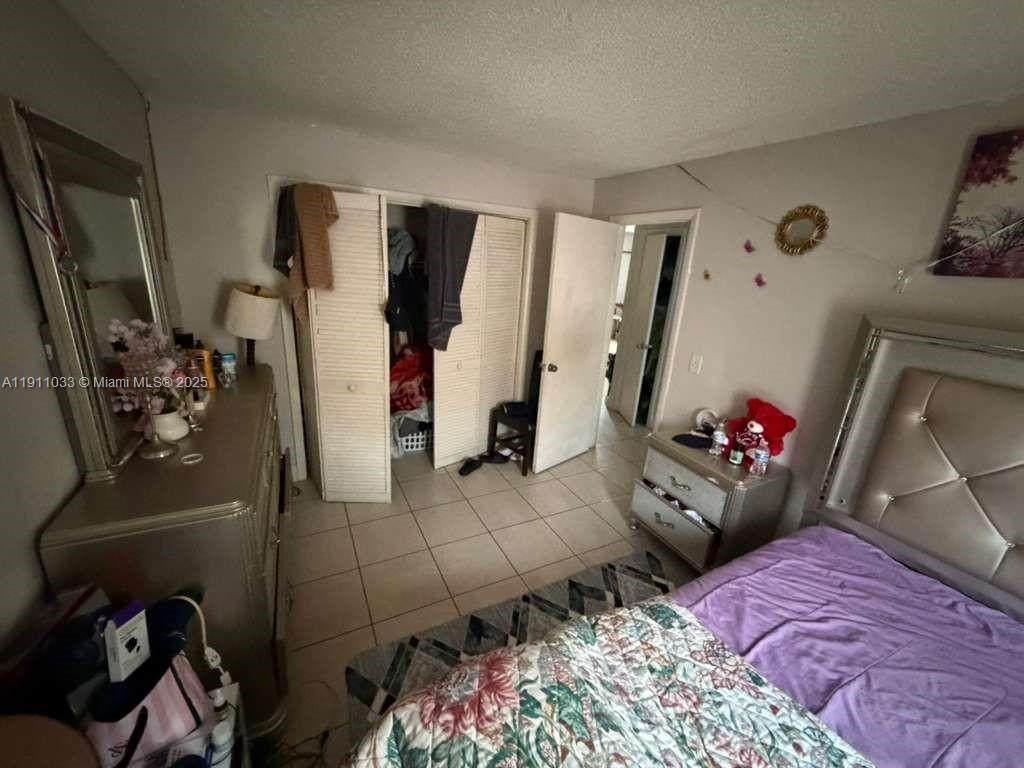 ENCLAVE AT CROWN PARK CON - Residential