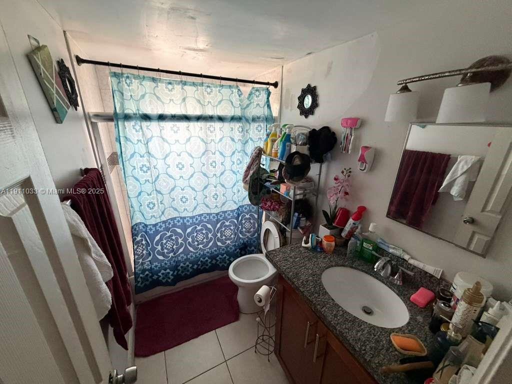 ENCLAVE AT CROWN PARK CON - Residential