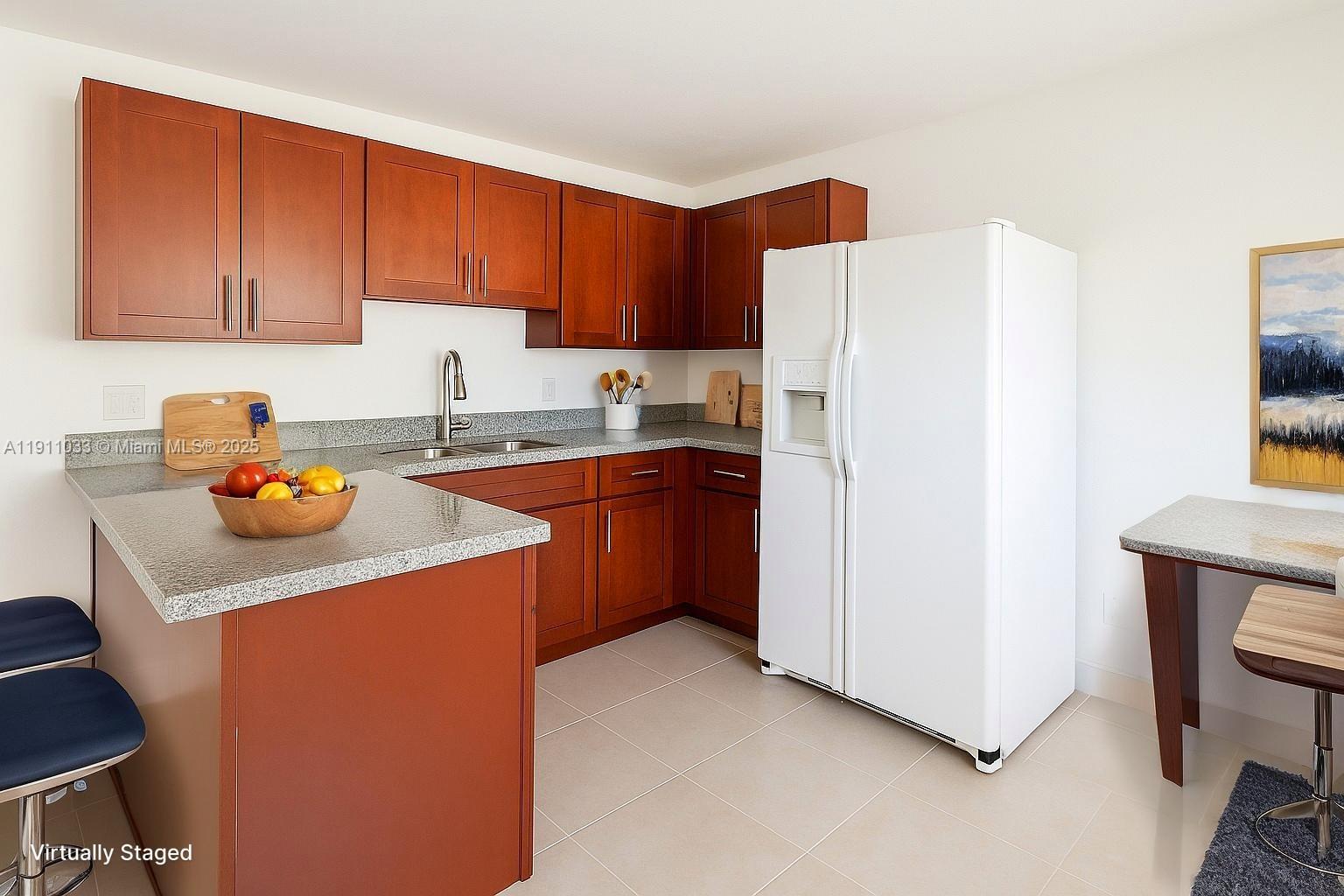 ENCLAVE AT CROWN PARK CON - Residential