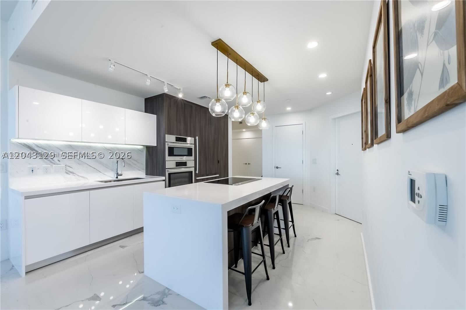 851 NE 1st Ave 3308