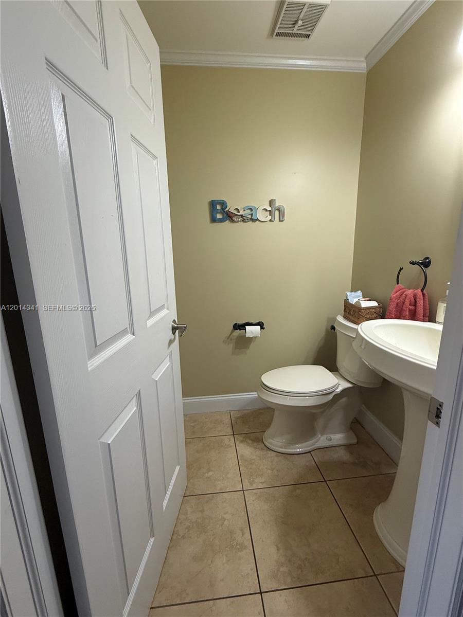 AMARETTO - Residential Lease