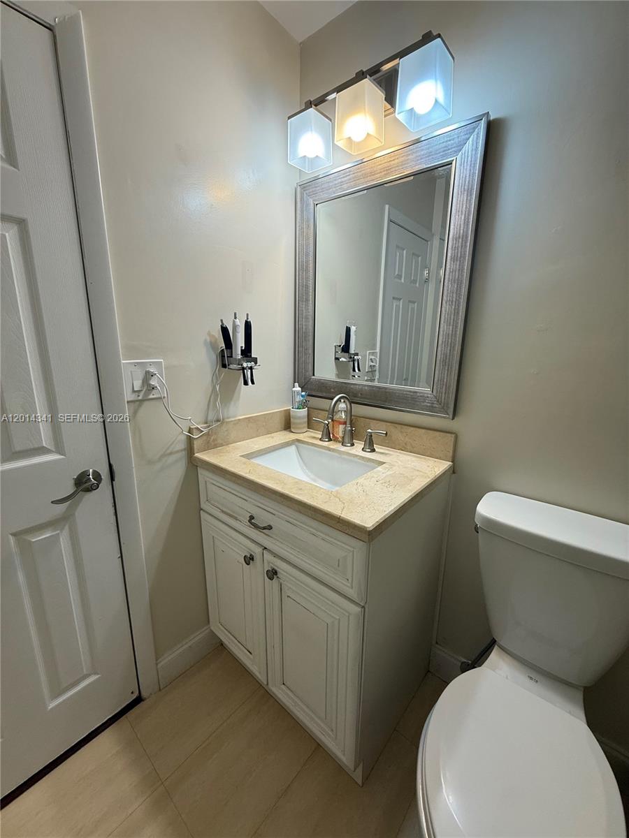 AMARETTO - Residential Lease