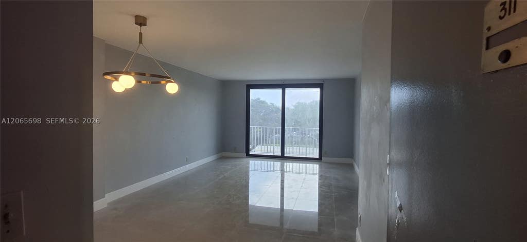 Photo of 901 Hillcrest Dr #311, Hollywood, FL 33021 (MLS # A12065698)