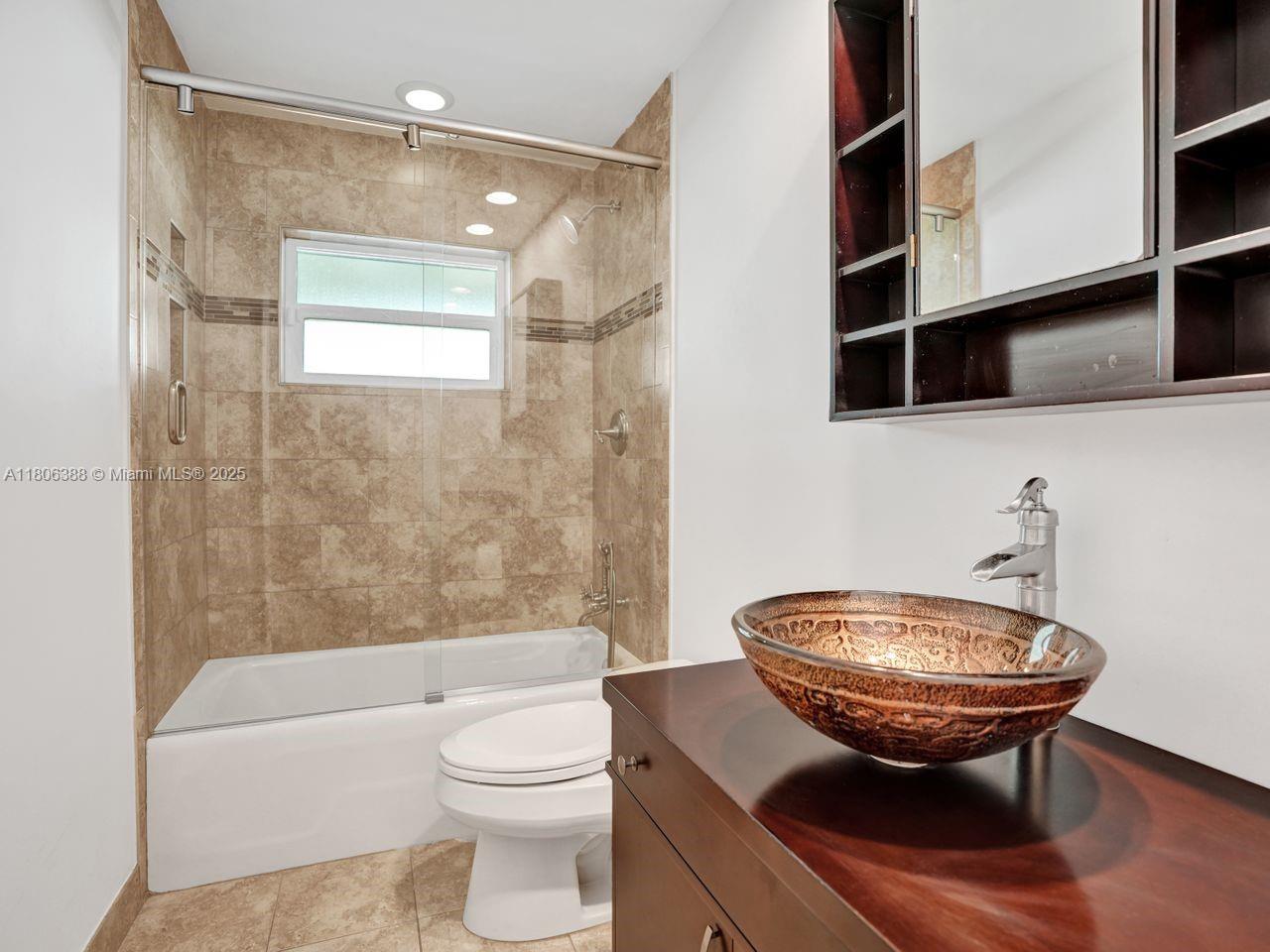 LIGHTHOUSE POINT EXT - Residential