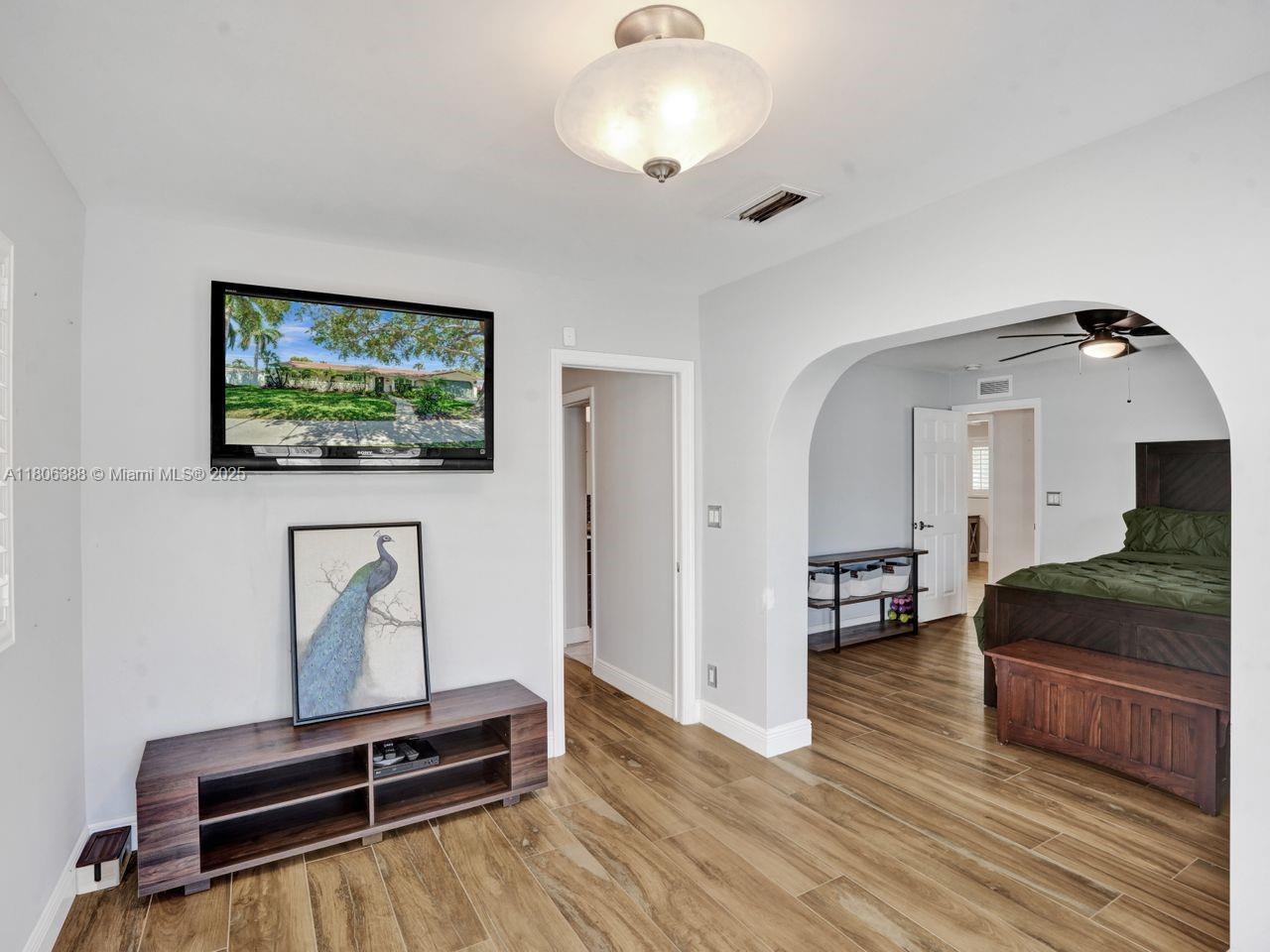 LIGHTHOUSE POINT EXT - Residential