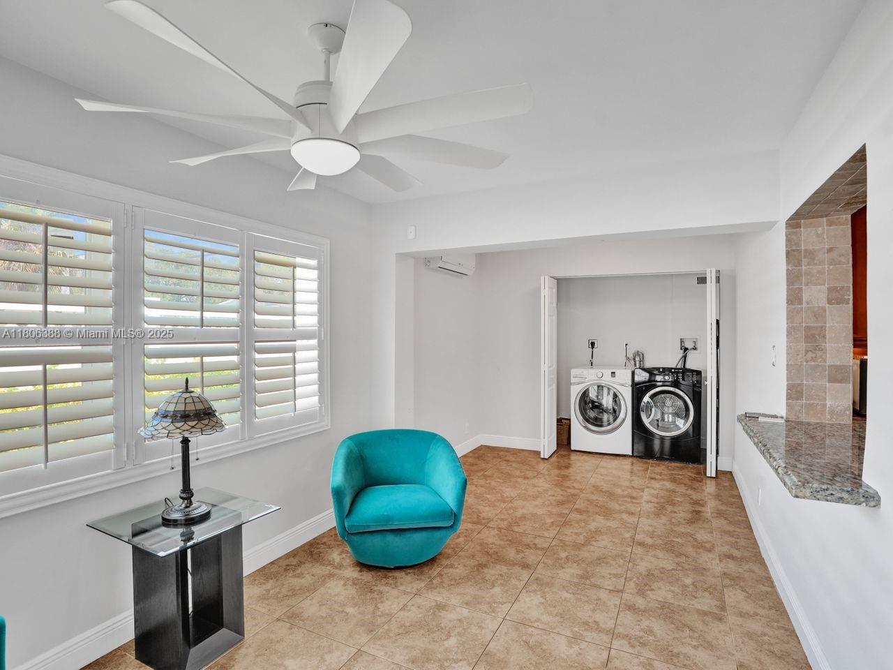 LIGHTHOUSE POINT EXT - Residential
