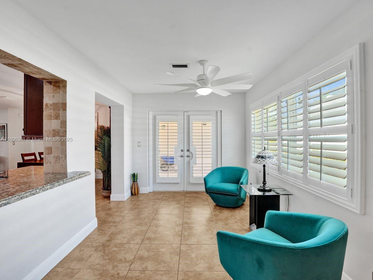 LIGHTHOUSE POINT EXT - Residential