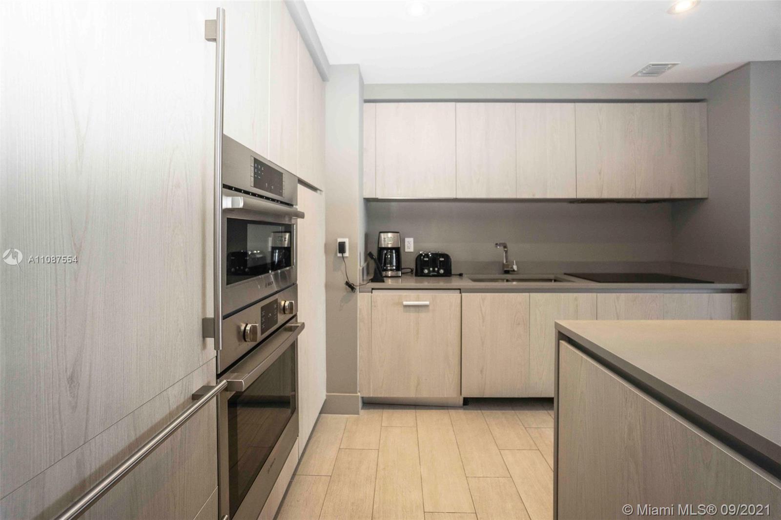 4010 SOUTH OCEAN CONDO HO - Residential