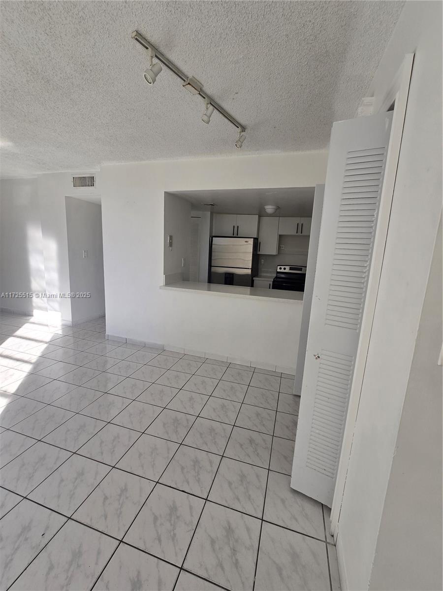 Address Not Disclosed, Miami, Broward County, Florida - 2 Bedrooms  
2 Bathrooms - 