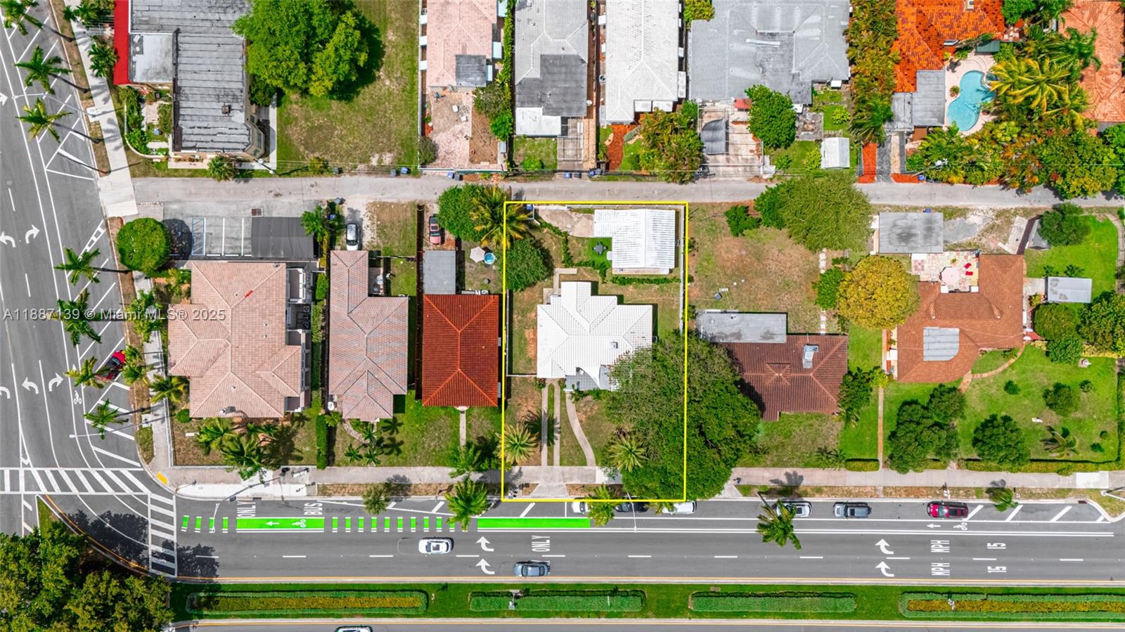 HOLLYWOOD - Residential Lease