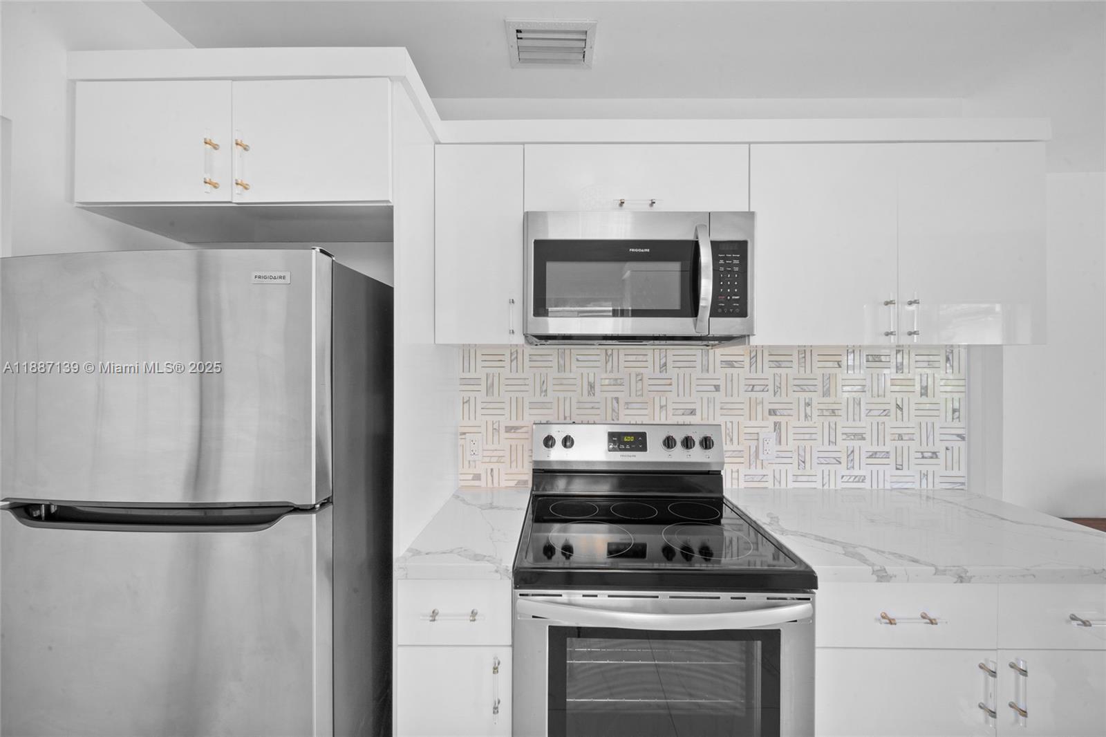 HOLLYWOOD - Residential Lease