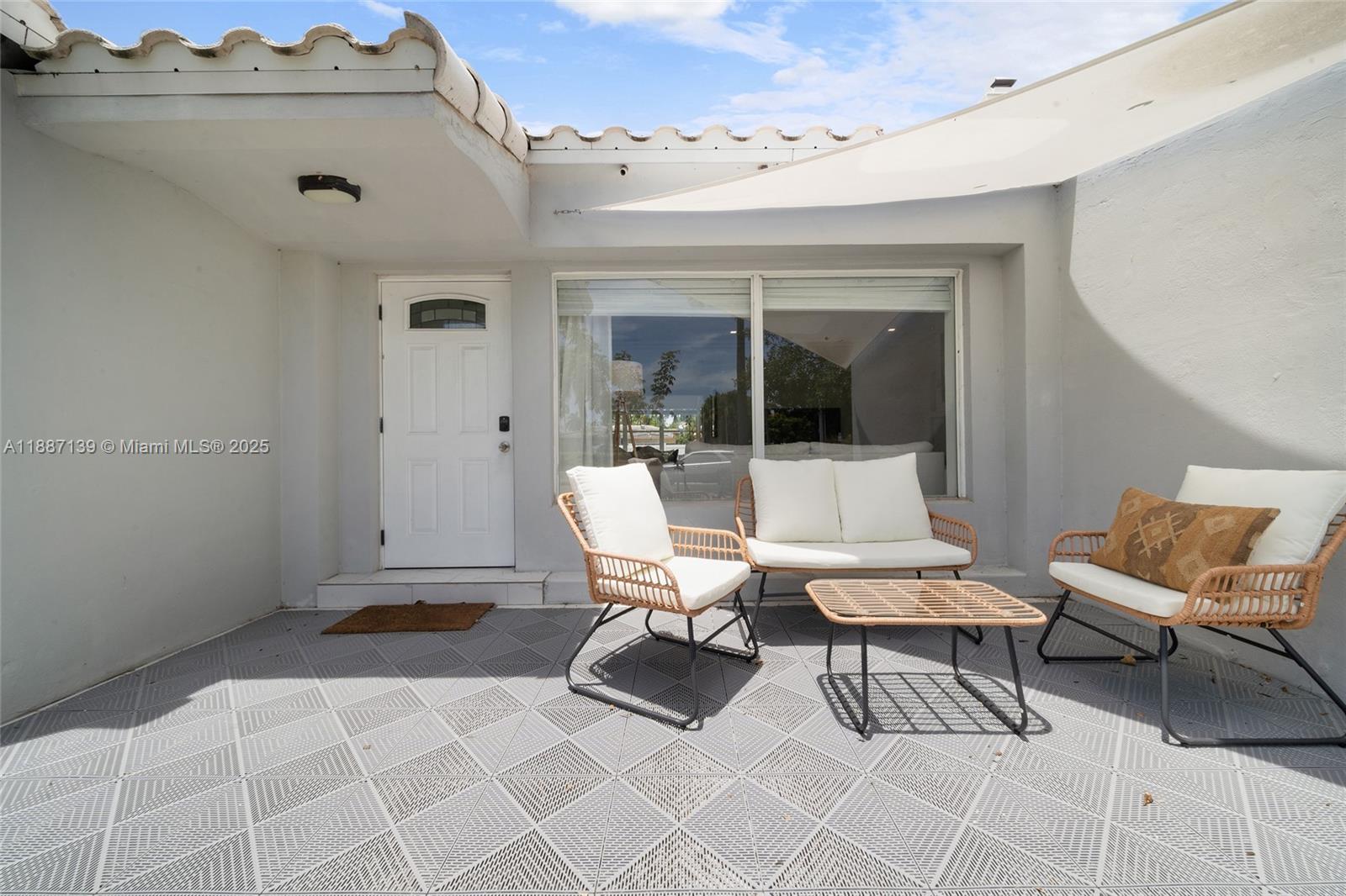 Exquisitely furnished and fully remodeled home for rent in the sought-after Hollywood Lakes area, east of Dixie Hwy and next to the ArtsPark at Young Circle. This unique property offers two separate homes on one lot: the front house features 3 beds and 2 baths; the rear guest house includes 2 beds and 1 bath. Main entrance on iconic Hollywood Blvd, plus rear access and private parking. The home feels like new. Walk to the beach, shops, and restaurants. Just minutes from Fort Lauderdale Airport and Port Everglades. Ideal for extended families or those seeking comfort and style in a prime location! Short term rental also an option!