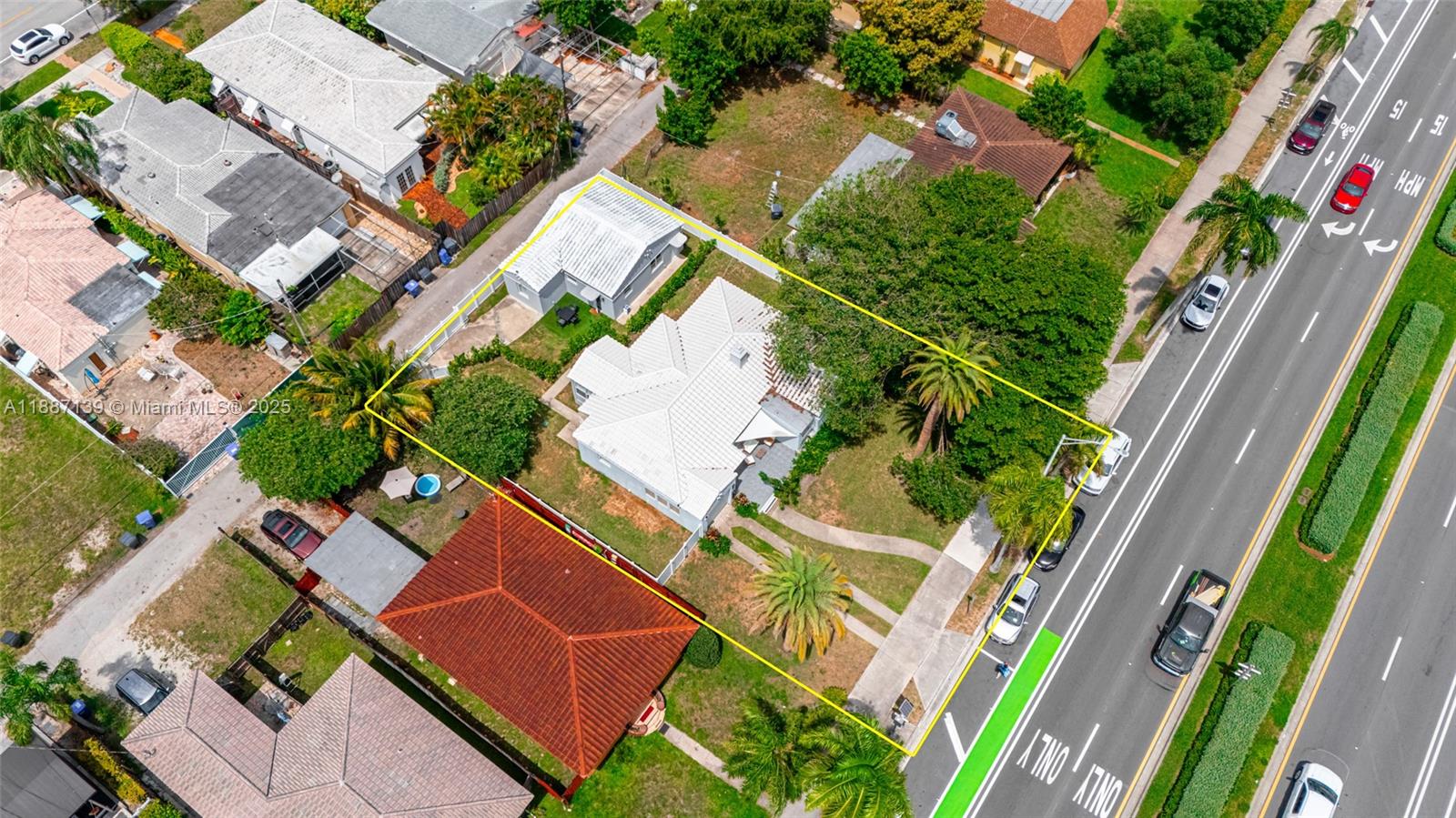 HOLLYWOOD - Residential Lease