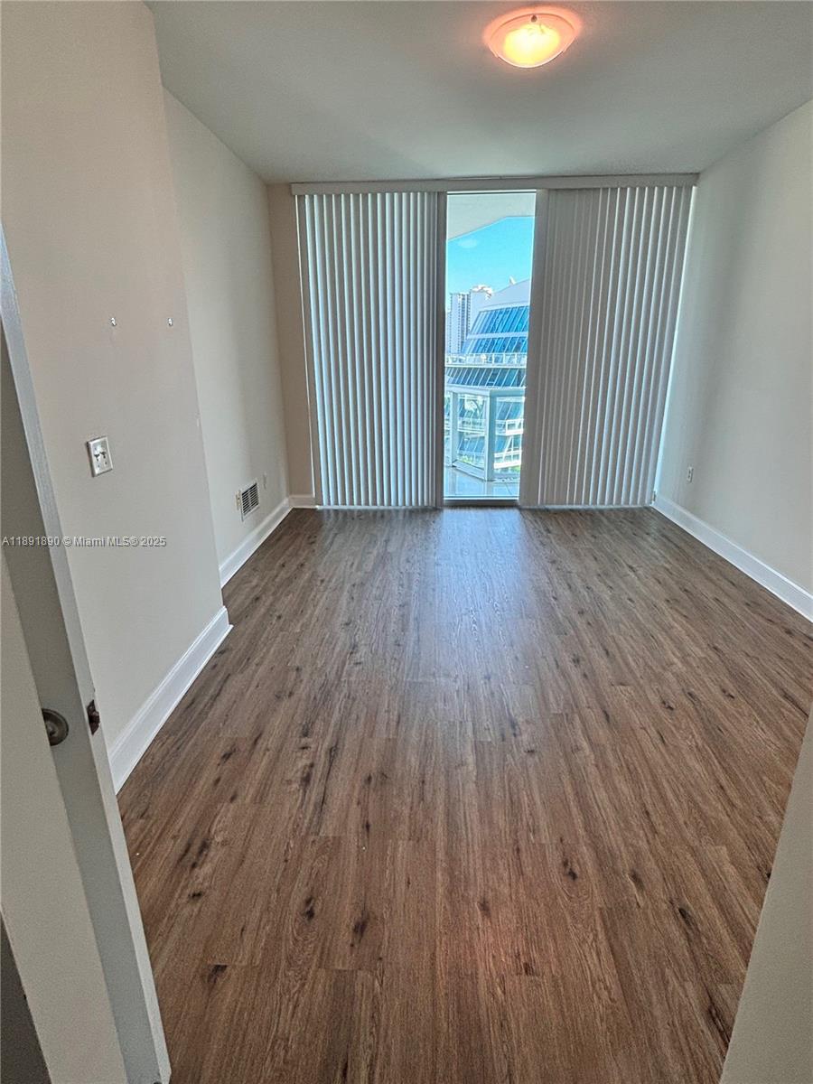 THE ATRIUM AT AVENTURA CO - Residential