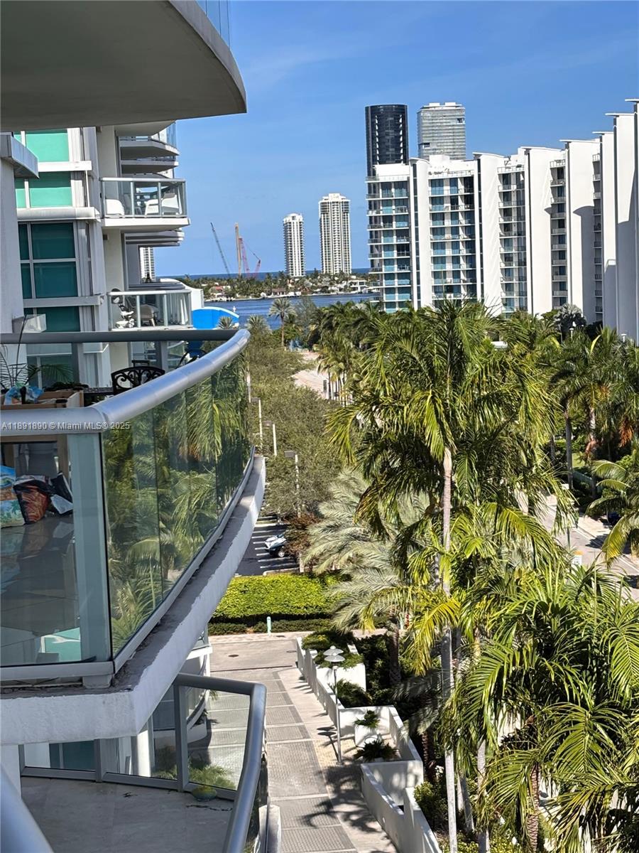 THE ATRIUM AT AVENTURA CO - Residential