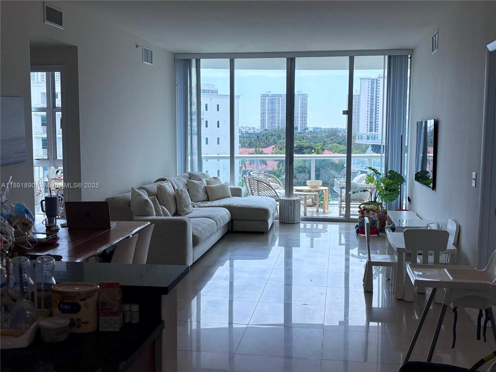 THE ATRIUM AT AVENTURA CO - Residential