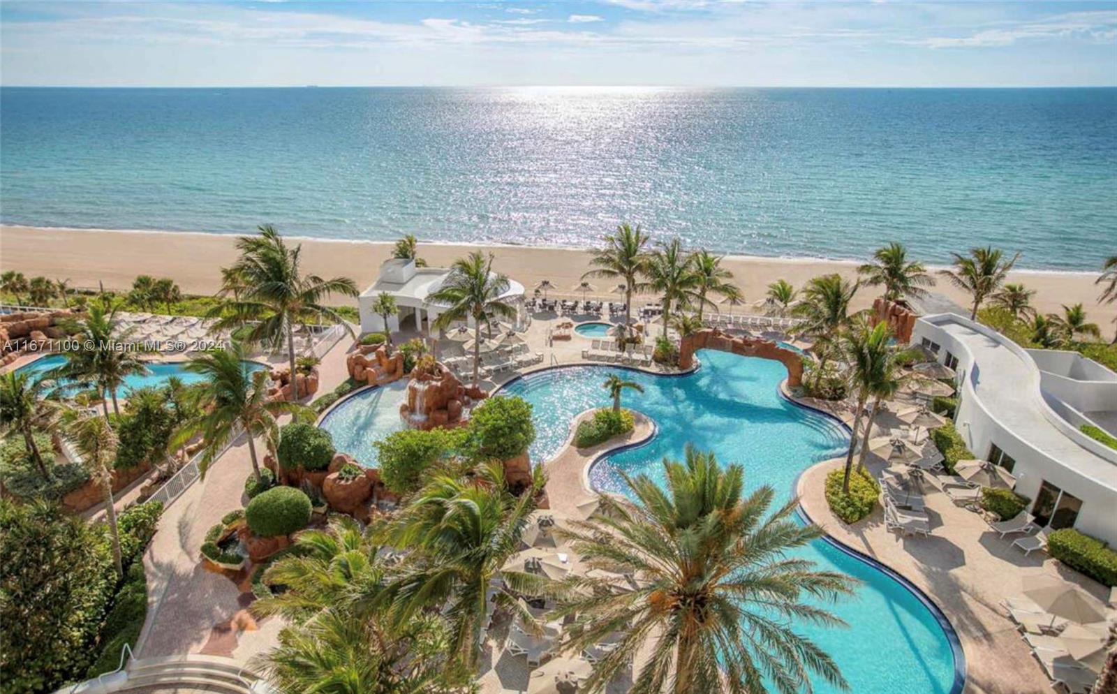 TRUMP INTERNATIONAL SONES - Residential