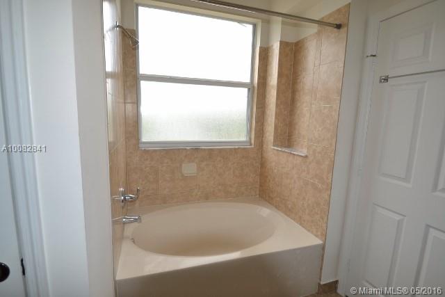 Sorrento Twnhms - Residential Lease