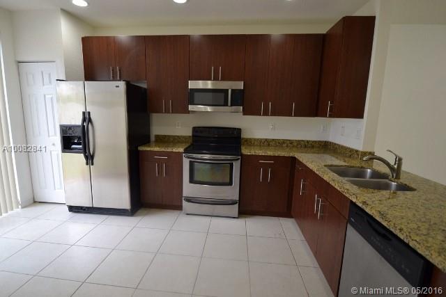 Sorrento Twnhms - Residential Lease