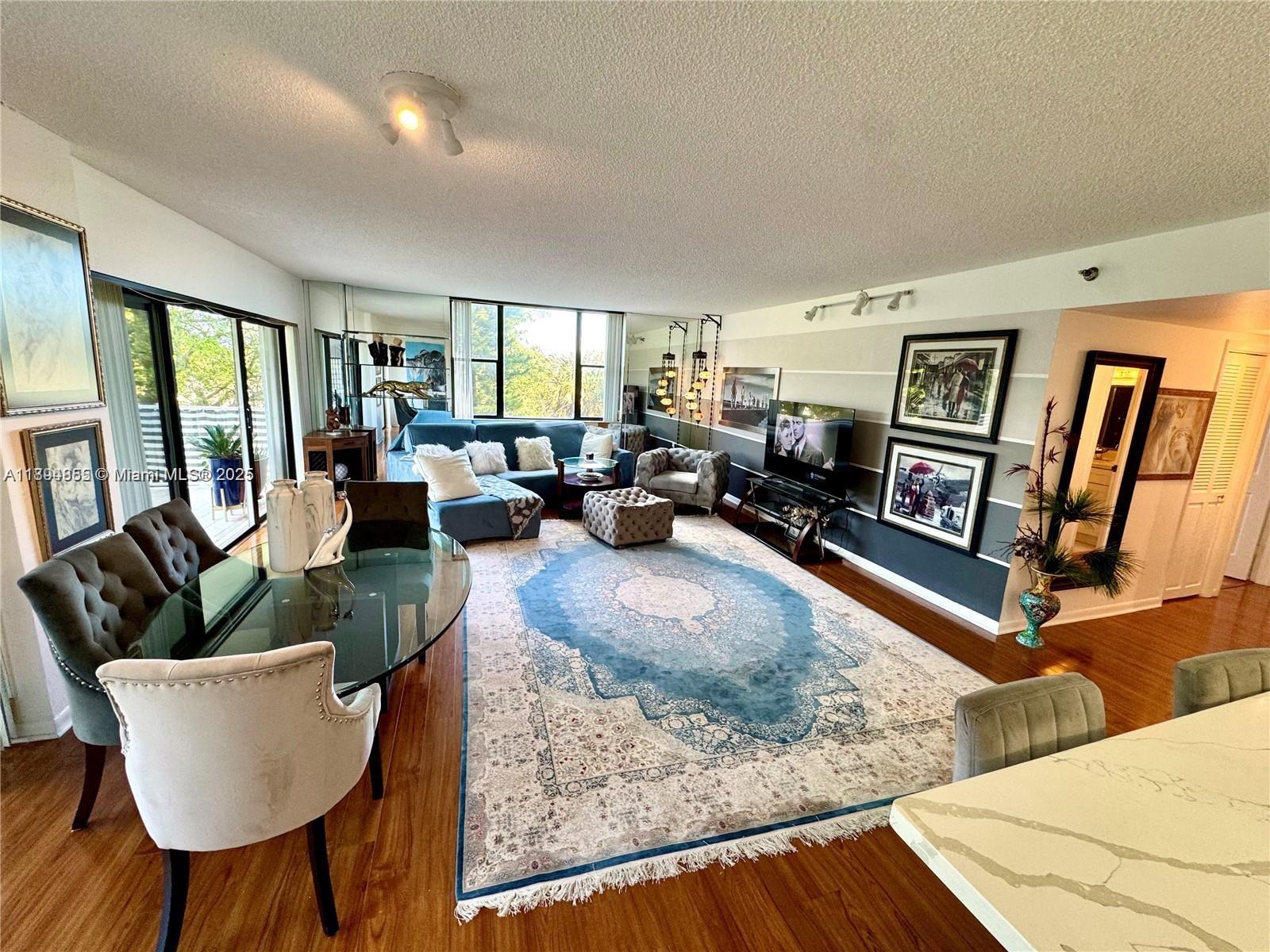 HILLCREST EAST NO 27 COND - Residential
