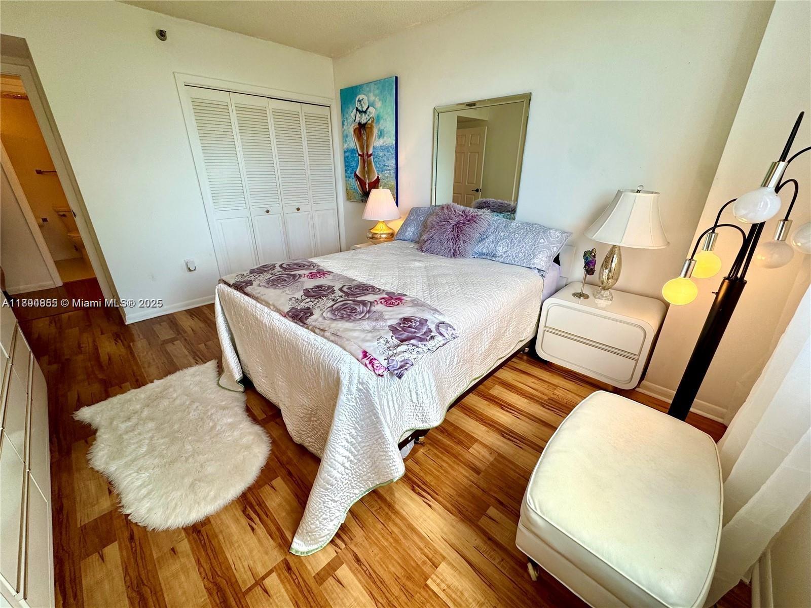 HILLCREST EAST NO 27 COND - Residential