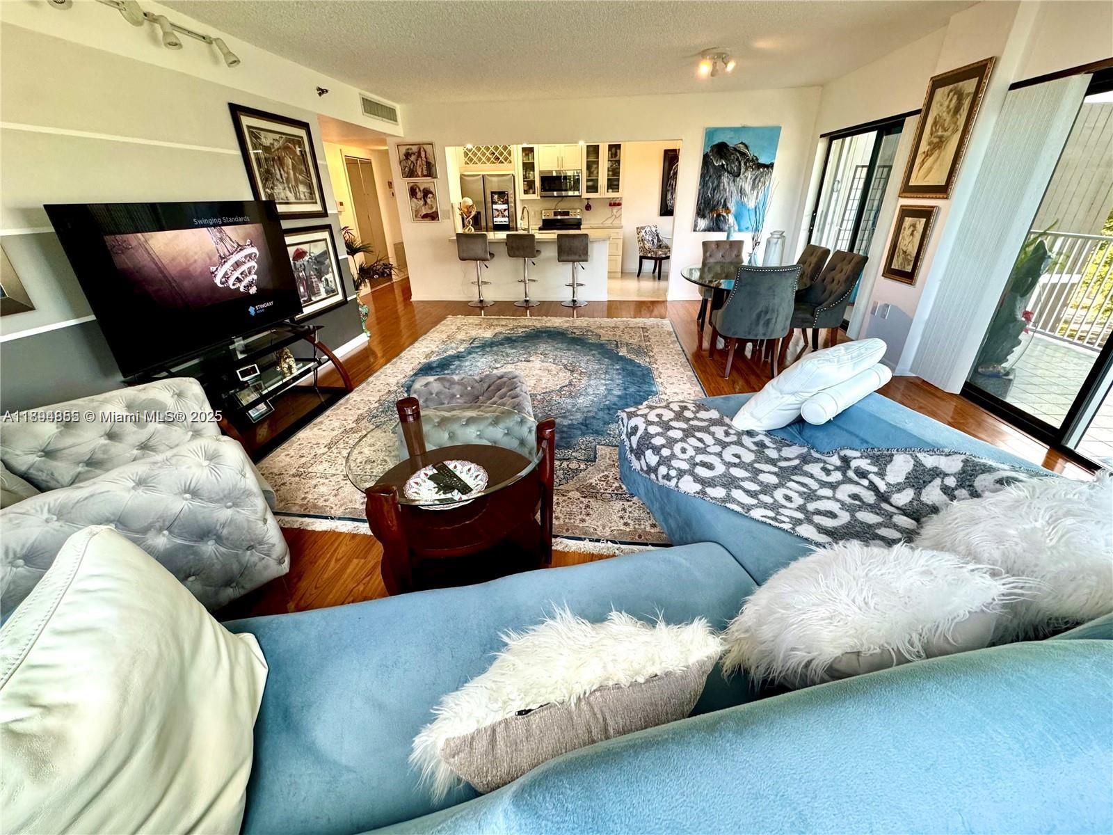 HILLCREST EAST NO 27 COND - Residential