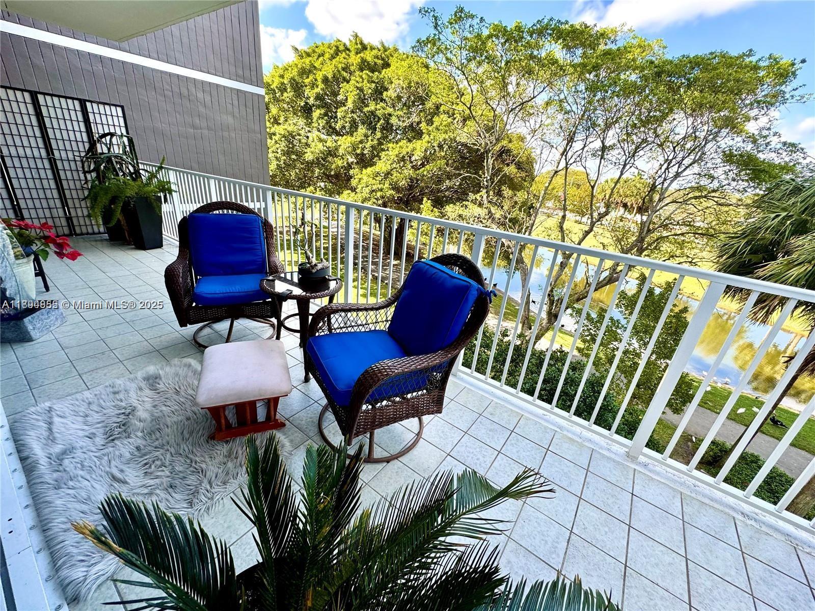 HILLCREST EAST NO 27 COND - Residential