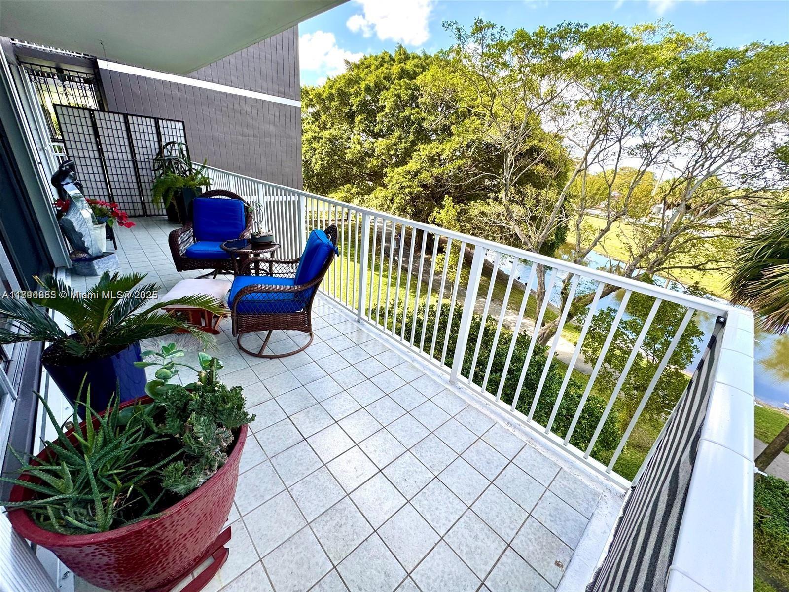 HILLCREST EAST NO 27 COND - Residential
