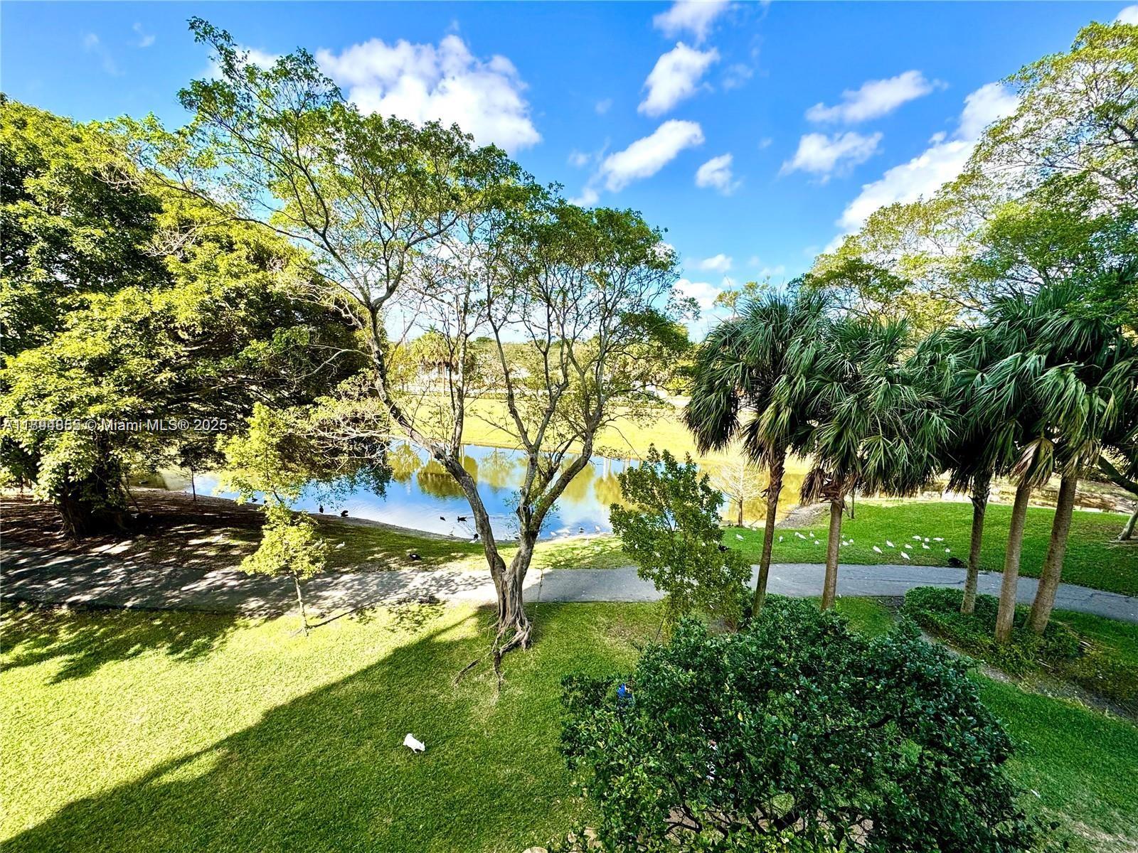 HILLCREST EAST NO 27 COND - Residential