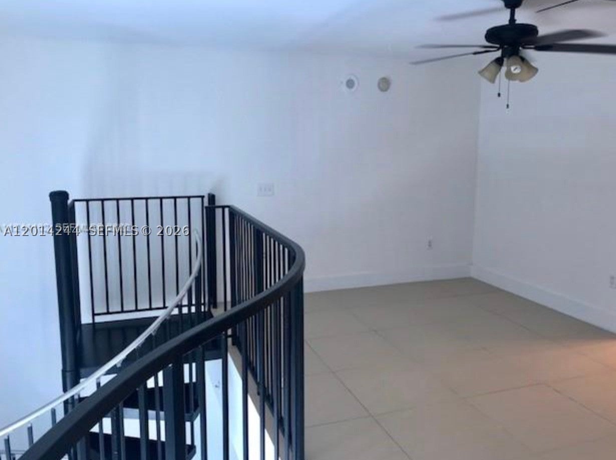 300 S Biscayne Blvd L-L32