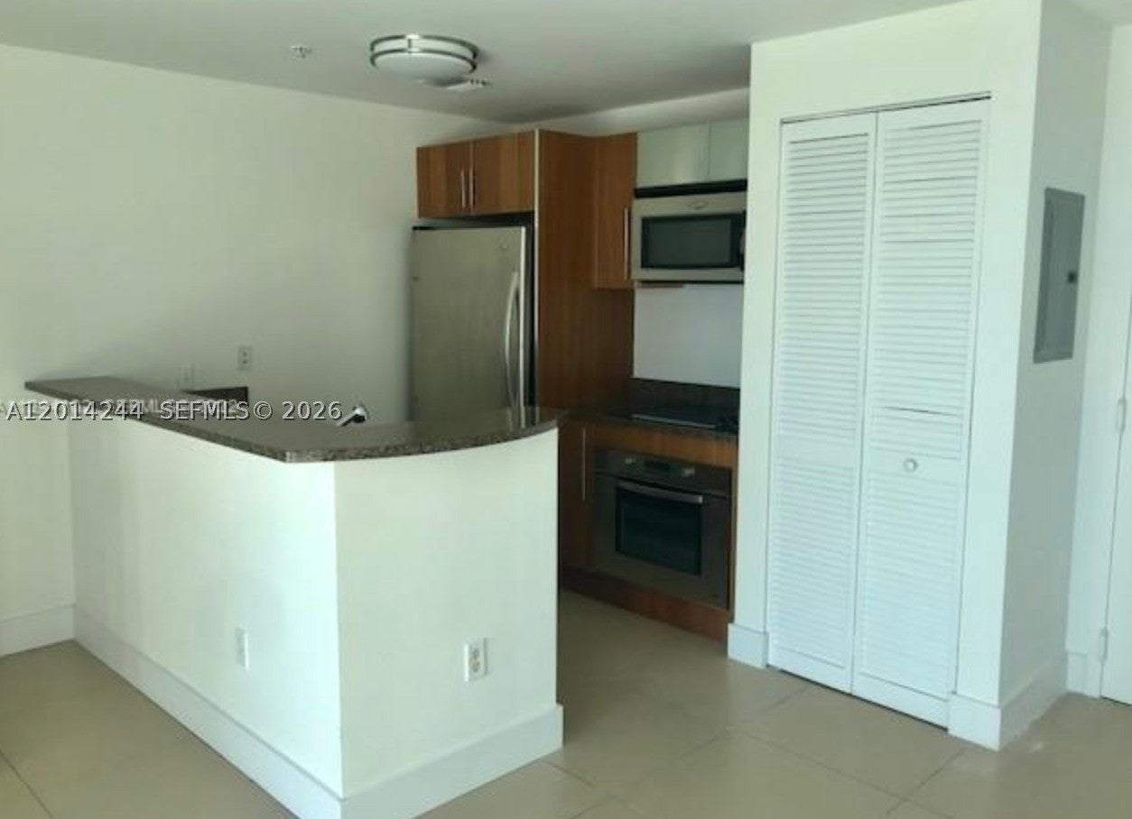 300 S Biscayne Blvd L-L32