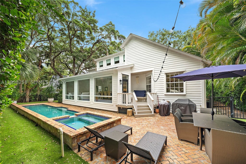 Photo of 2605 Natures Way, Palm Beach Gardens, FL 33410 (MLS # A11998256)